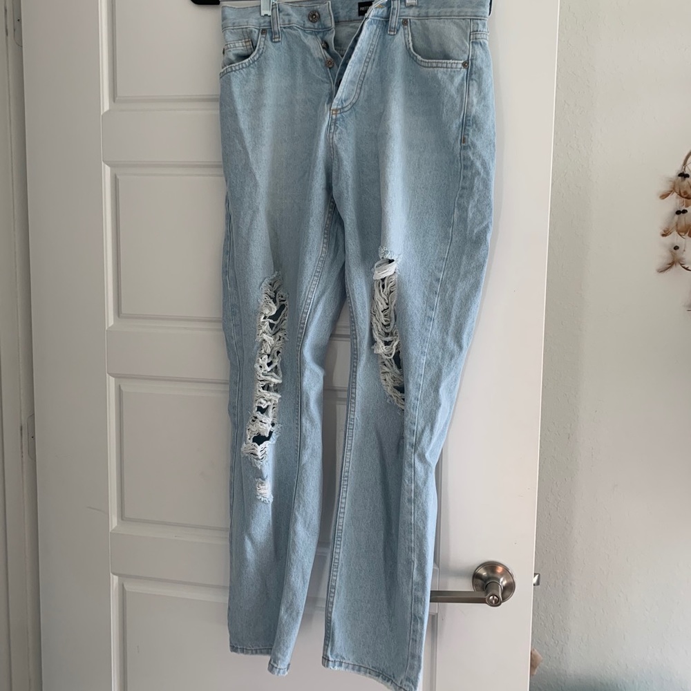 Pretty Little Things Boyfriend Jeans!